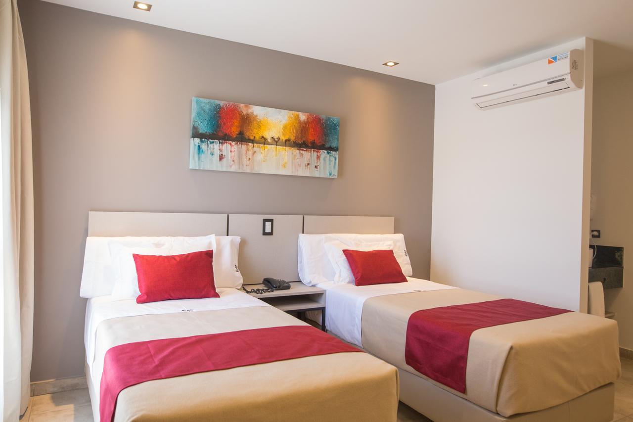 Boer Hotel By Kube Dean Funes Luaran gambar