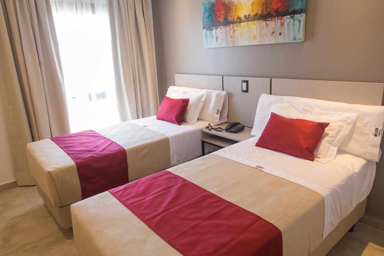 Boer Hotel By Kube Dean Funes Luaran gambar