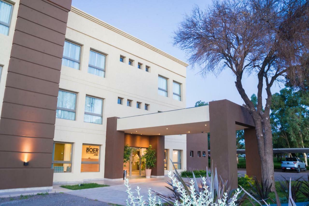 Boer Hotel By Kube Dean Funes Luaran gambar
